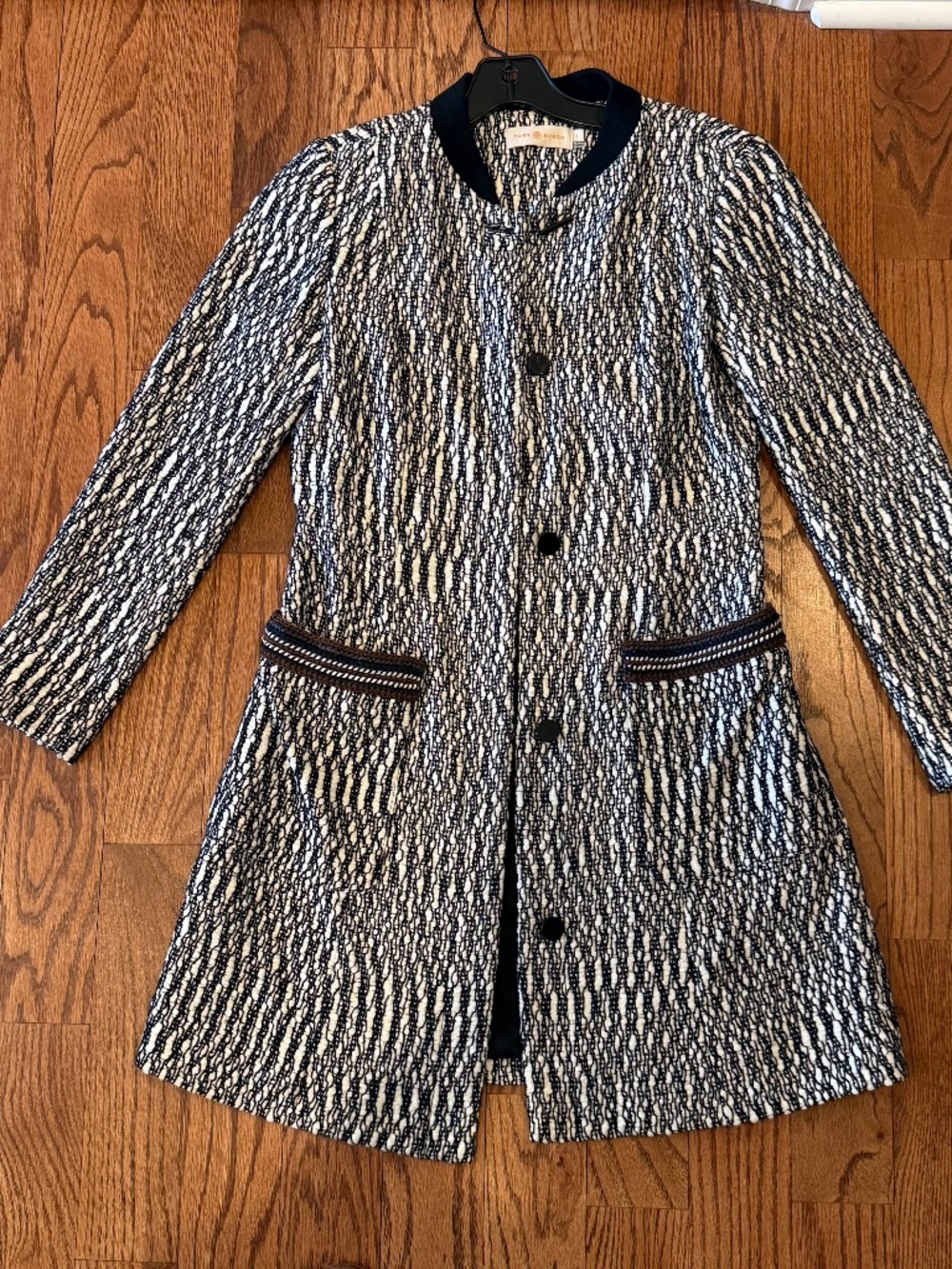 Tory Burch Tweed Coat Dress Size 2 Black Cream Textured Jacket Long Sleeve